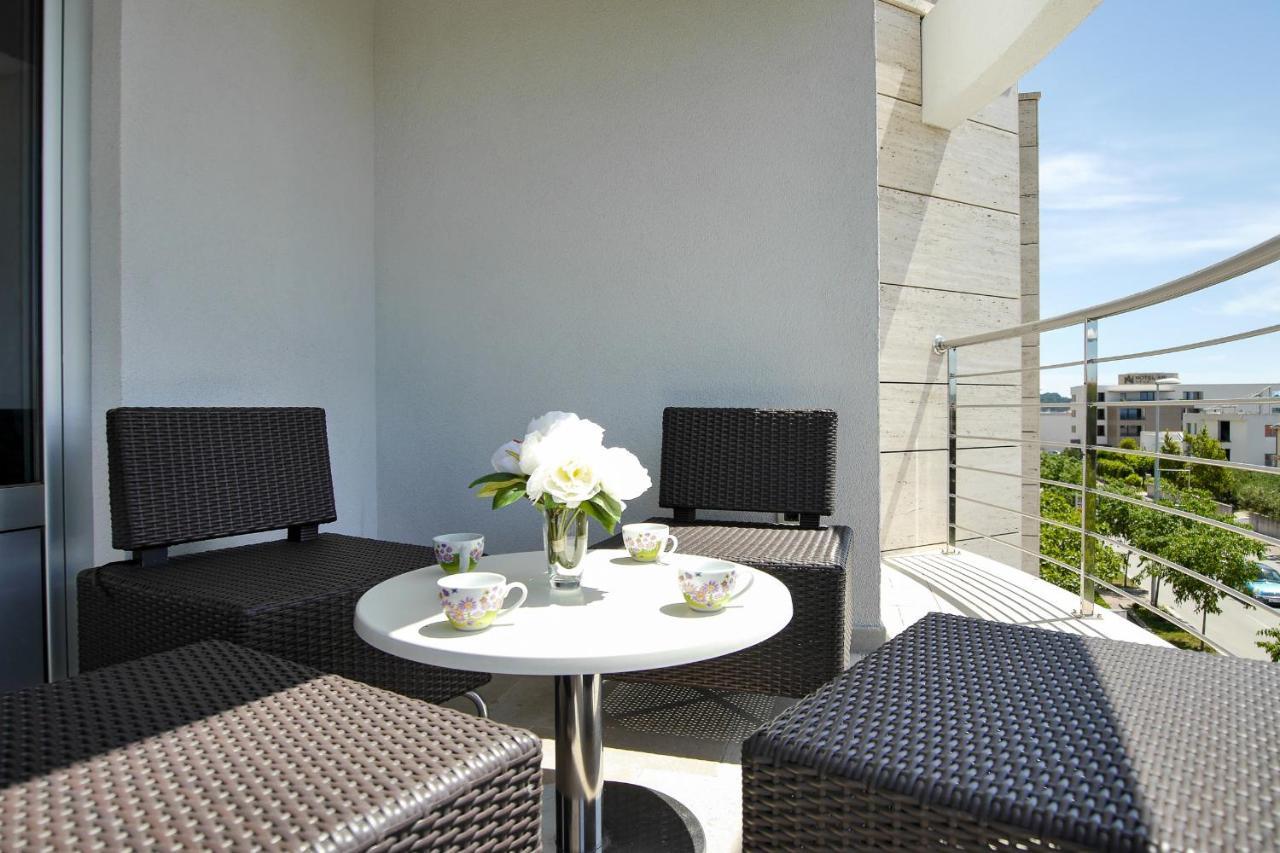 מאקרסקה Apartments Milan מראה חיצוני תמונה