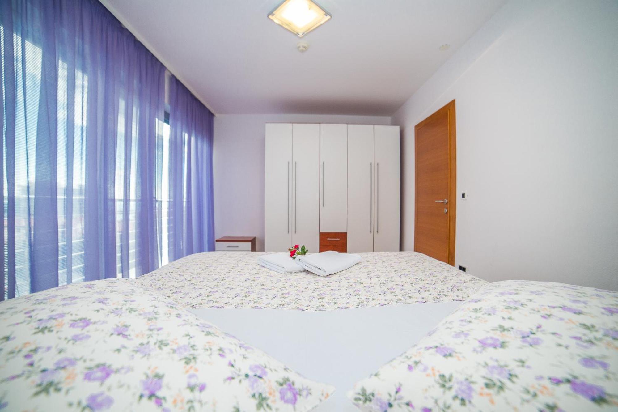 מאקרסקה Apartments Milan חדר תמונה